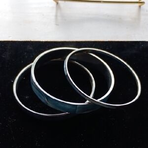 Elegant Silver Tone Bangle Set Of Three